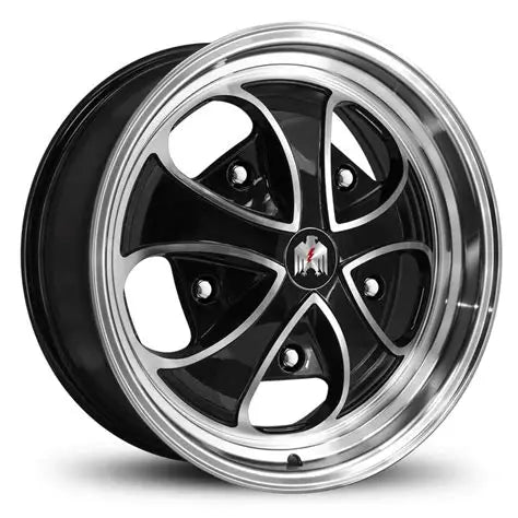 Klassik Räder performance and classic wheels displayed in a clean studio layout.
