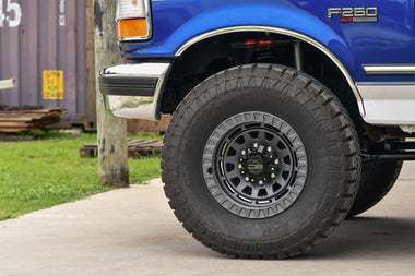 Overland Sector Venture 17x9 +0 8x170mm 125.1mm Satin Grey - 0